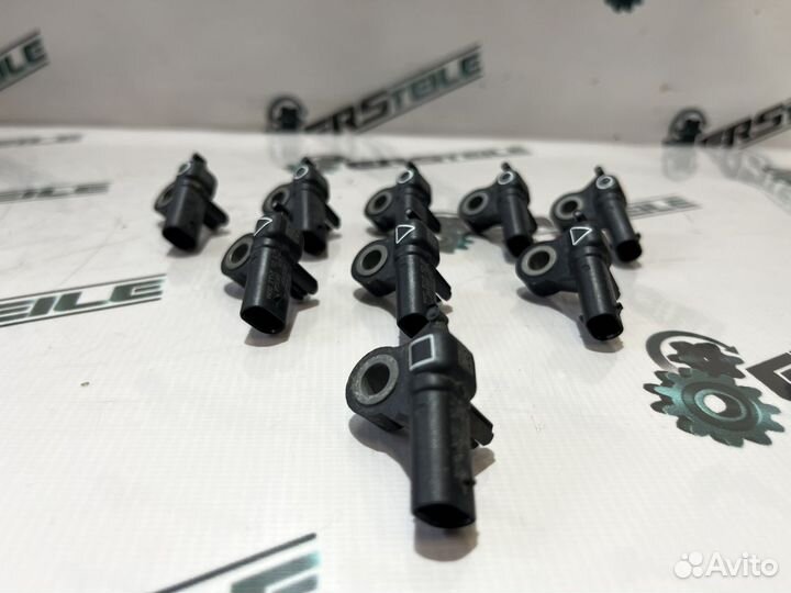 Датчик удара передний Volvo V60 2022