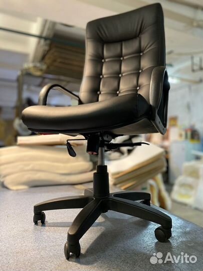 Кресло офисное