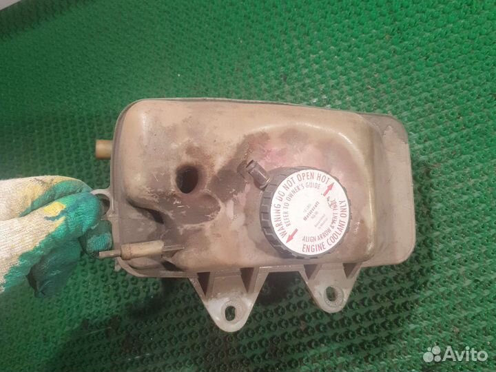 Бачок расширительный Chrysler New Yorker LHS