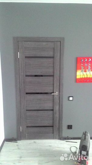 Скрытая дверь под отделку