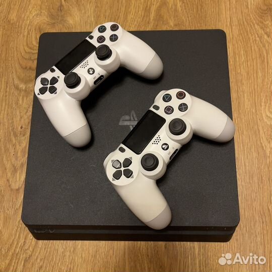 Sony PS4 slim 2 геймпада