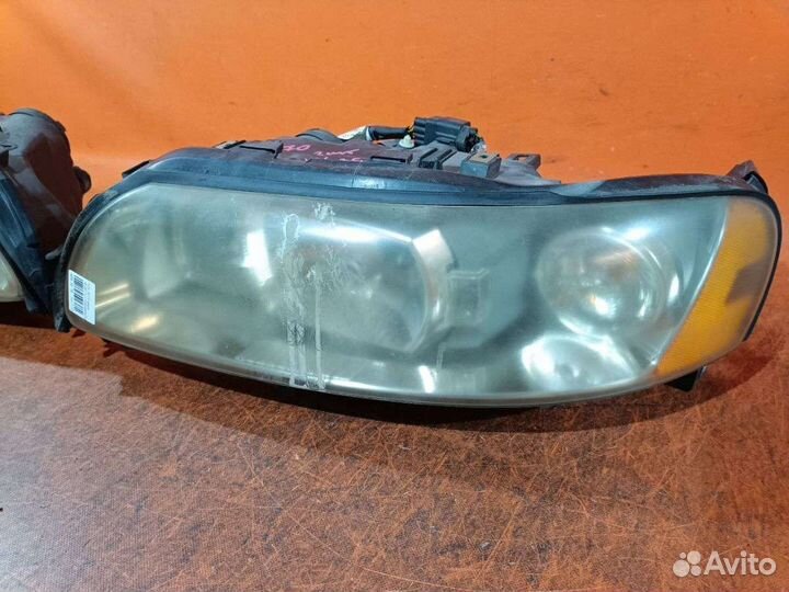 Фары Volvo Xc70 ксенон