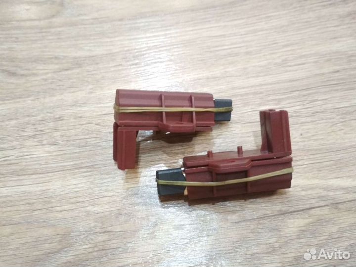 Щетки двигателя стиральной машины Indesit, Ariston