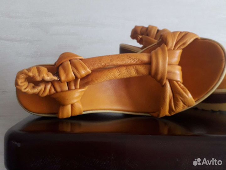 Босоножки женские новые 37 размер