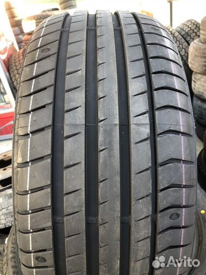Triangle EffeXSport TH202 245/45 R19