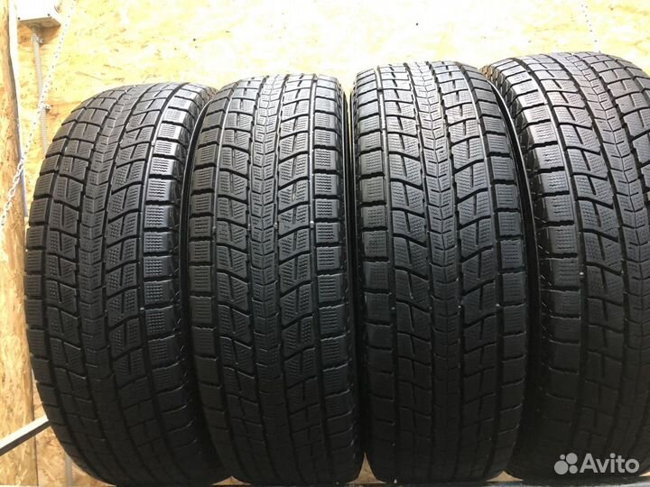 Dunlop Winter Maxx SJ8 235/65 R18