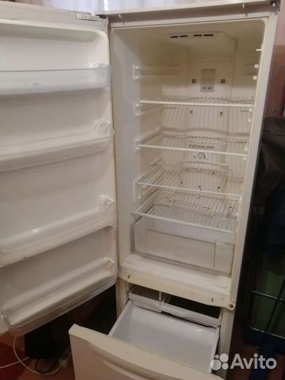 Холодильник б/у