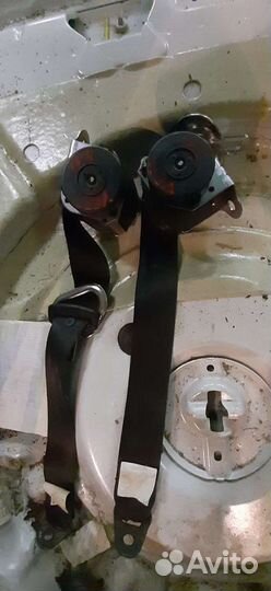 Ремни безопасности Skoda Yeti 2011