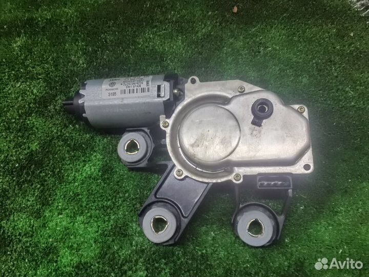 Мотор дворников задний Volkswagen Touareg I 2.5