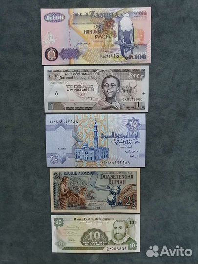 Банкноты разных стран пресс
