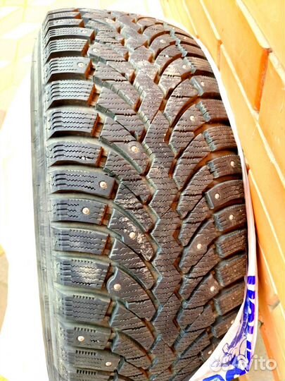 Pirelli Formula Ice 235/65 R17 108T