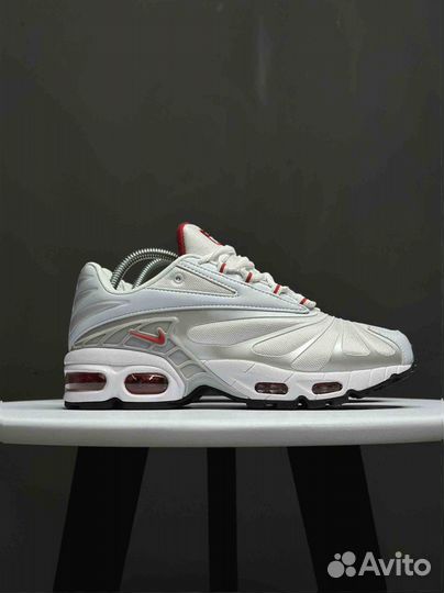 Nike Air Max Tn Plus white and red