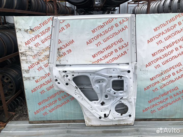 Дверь задняя левая Nissan X-Trail T31