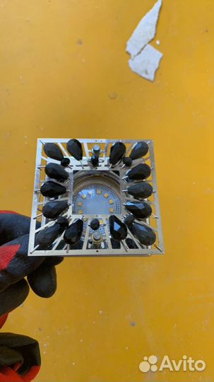 Светильники потолочные встраиваемые 5 шт