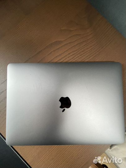 Macbook pro 13 2018 touch bar