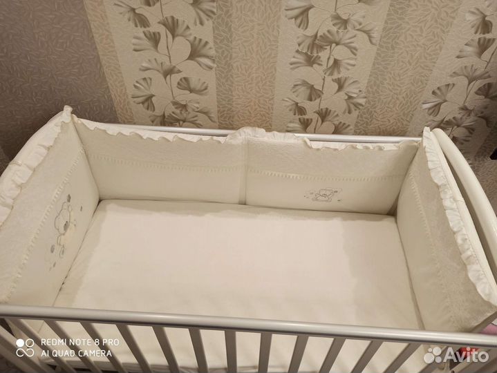 Детская кроватка pali с маятниковым механизмом