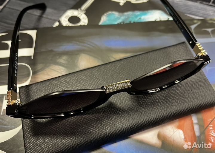 Солнцезащитные очки miu miu женские