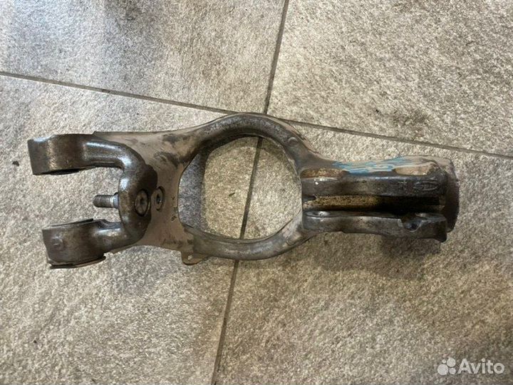 Крепление амортизатора Opel Astra J GTC A14NET