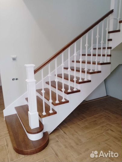 Изготовление и монтаж лестниц из массива