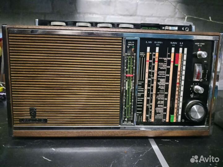 Радиоприемник Grundig satellit 6001