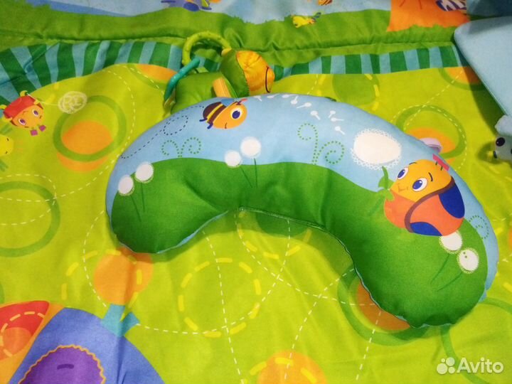 Развивающий коврик в отличном состоянии
