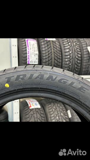 Triangle EffeXSport TH202 235/45 R17