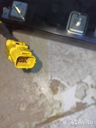 Подушка безопасности в сиденье переднее