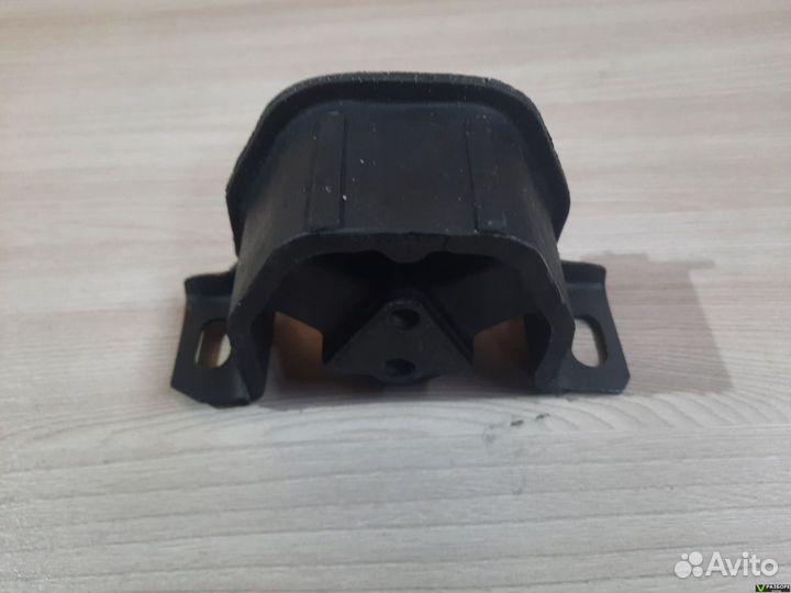 Подушка двигателя левая Chevrolet Lanos