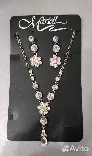 Серьги, колье