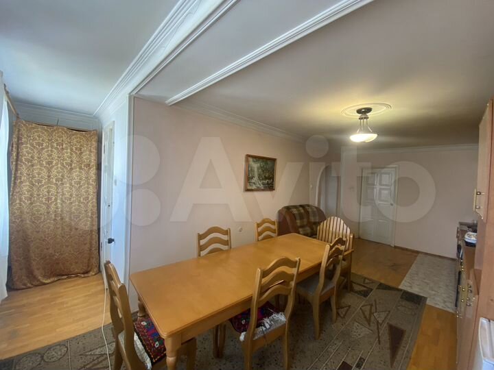 3-к. квартира, 150 м², 3/4 эт.