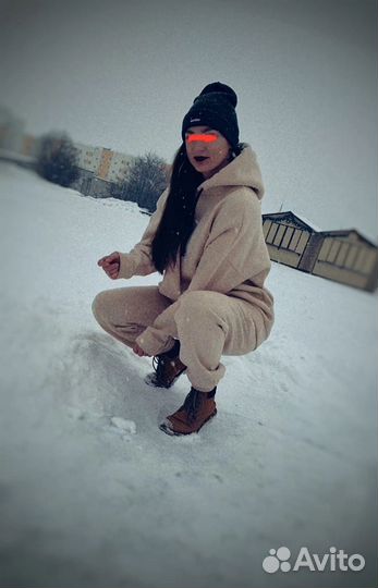 Спортивный костюм женский