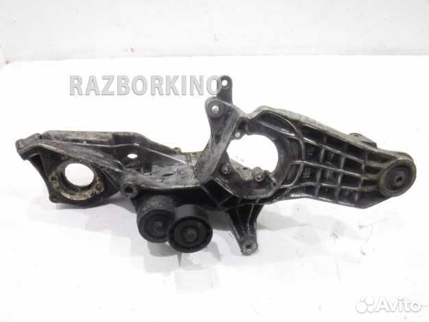 Кронштейн двигателя 60663739