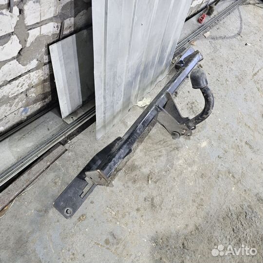 Фаркоп на opel астра j