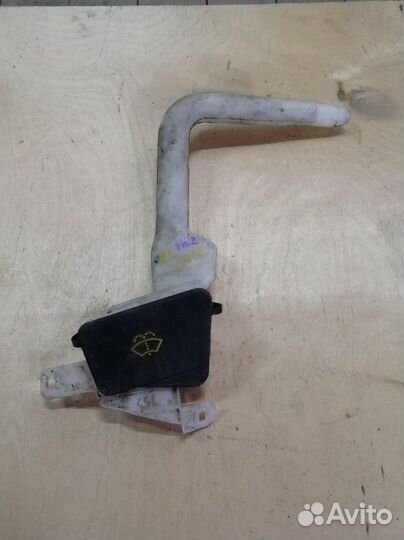 Заливная горловина бочка омывателя Mercedes-Benz