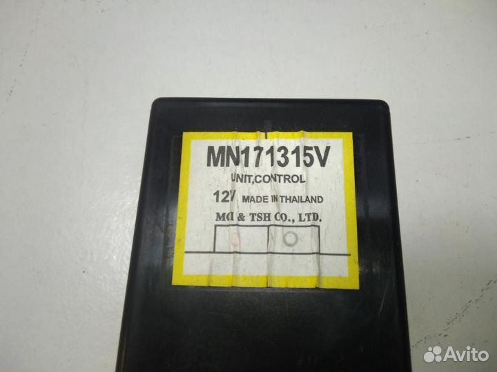 Блок комфорта Mitsubishi L200 KB4T 2006-2015