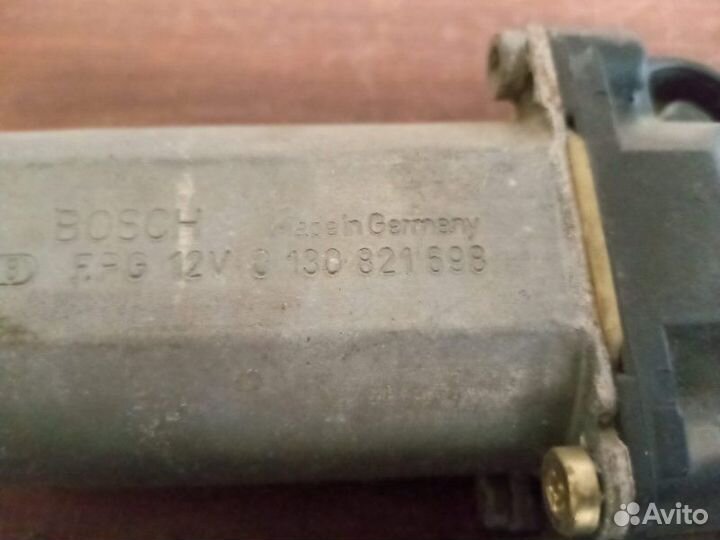 Мотор стеклоподъемника задний правый Mercedes-Benz