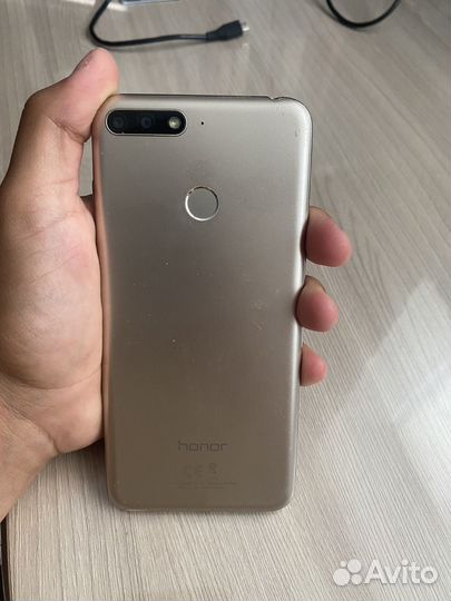HONOR 7C, 4/32 ГБ