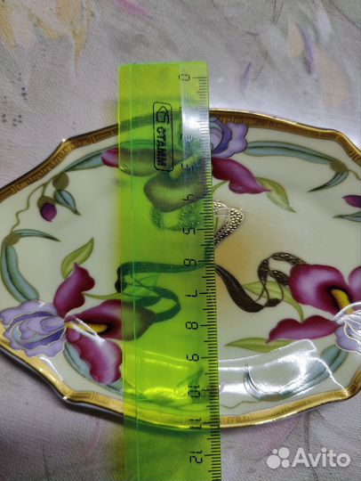 Блюдо под десерт