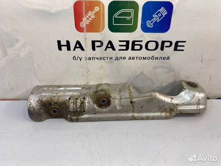 Кожух выпускного коллектора правый Toyota Land