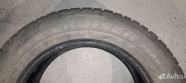 Bridgestone Ice Cruiser 7000 225/60 R17 103T