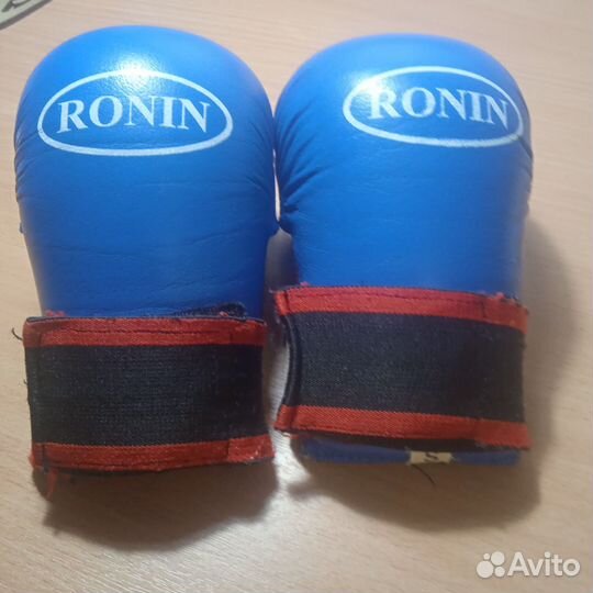 Боксёрские перчатки