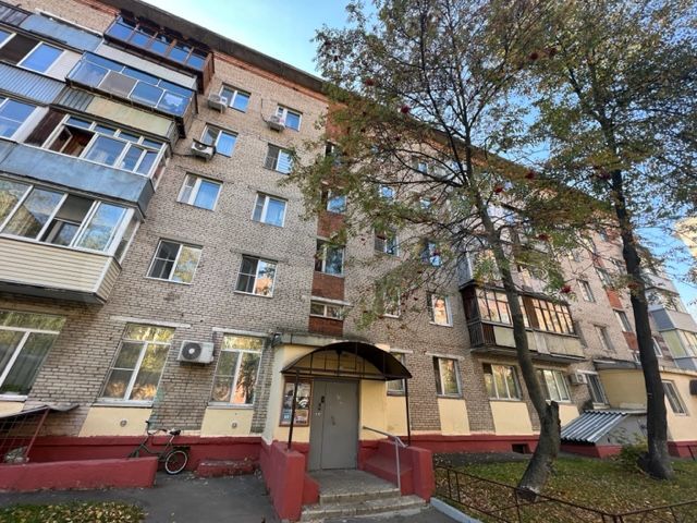 1-к. квартира, 32 м², 3/5 эт.