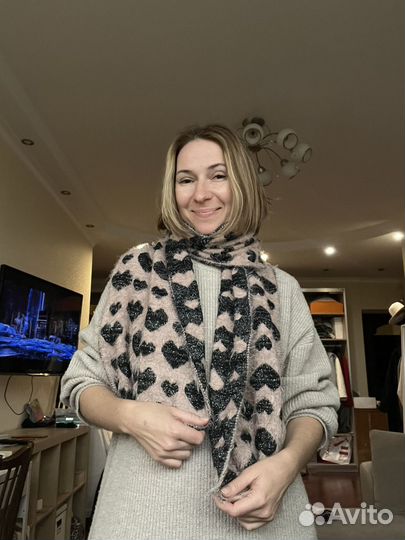 Шарф и шапка с сердечками