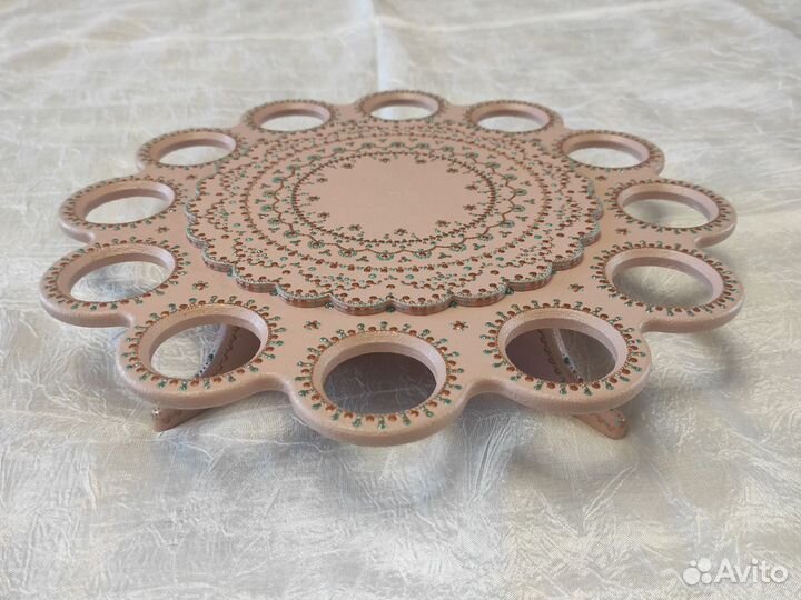 Пасхальная подставка для яиц и кулича