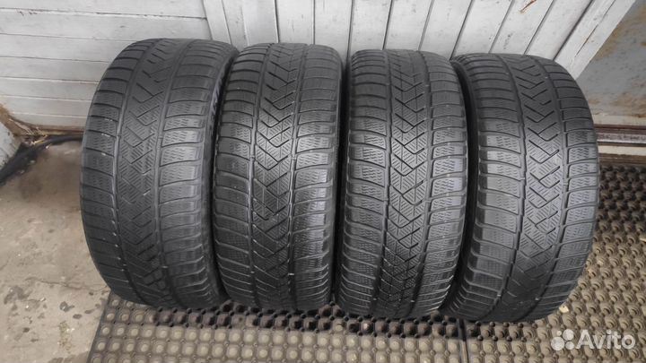 Pirelli Winter Sottozero 3 235/45 R18 96V