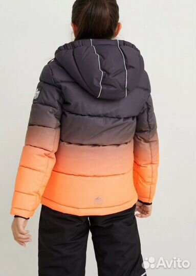Зимняя куртка горнолыжная для девочки 140
