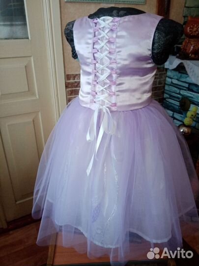 Платье для девочки новое