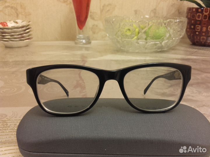 Очки фирмы balmain