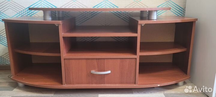Тумба под телевизор