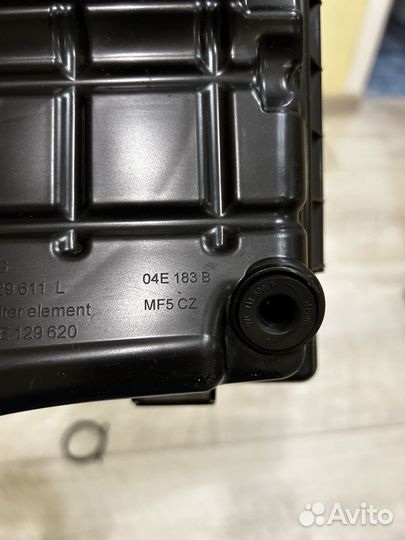 Корпус воздушного фильтра Skoda Octavia A8 djka